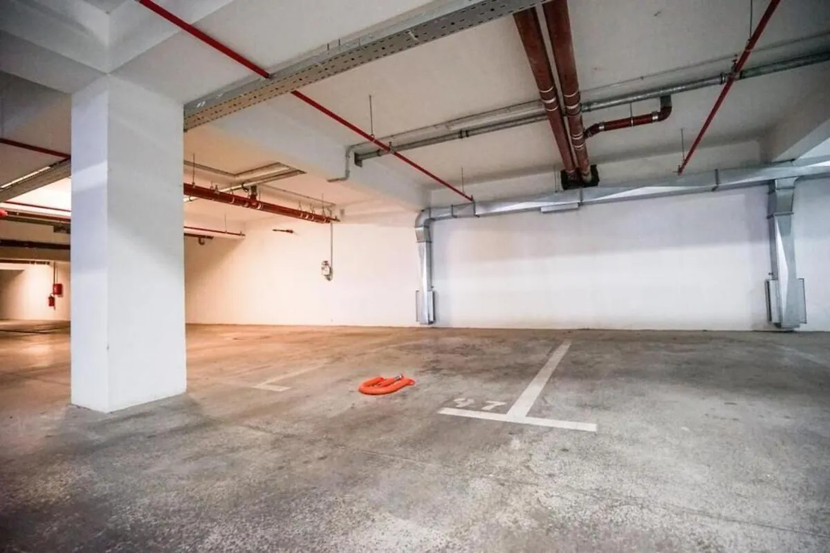 Apartment Zara White